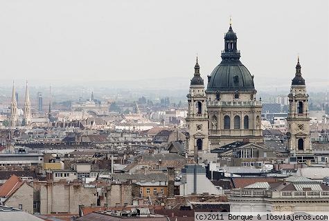 Cúpulas en Praga
Cúpulas de la ciudad de praga vistas desde un mirador
