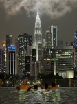 KLC - Piscina Hotel Ceylonz suites - Kuala Lumpur
Piscina infinita, Petronas, Kuala Lumpur