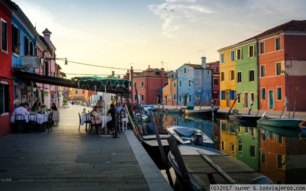 Tratoria Gatto Nero
Canal de Burano, Venecia, Italia.

