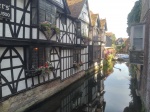 Canterbury pueblo
Canterbury, canal