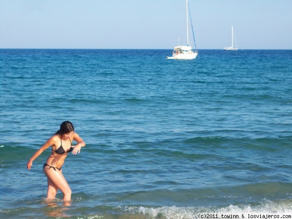 Playa
PLaya de Agia Marina. Aegina
