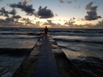 Anochecer en la playa Lighthouse Beach de Paphos