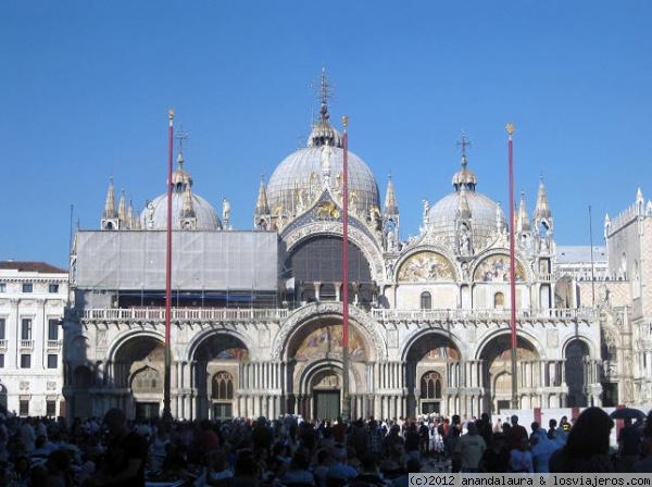 Atardecer en Plaza de San Marcos-Venecia
Concurrida e imperdible plaza, todo un espectaculo para los sentidos
