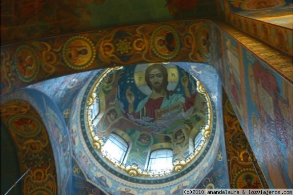 Frescos en Cupula de Sangre Derramada, St Petersburgo
Maravillosa decoración religiosa interna en la cupula central de la Sangre Derramada
