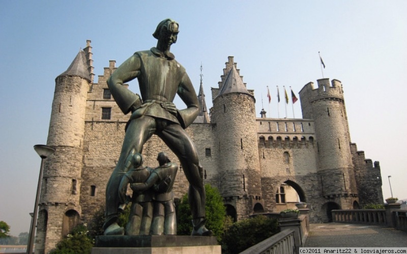 Opiniones Comer Amberes 2024 en Holanda, Bélgica y Luxemburgo: El Castillo de Het Steen