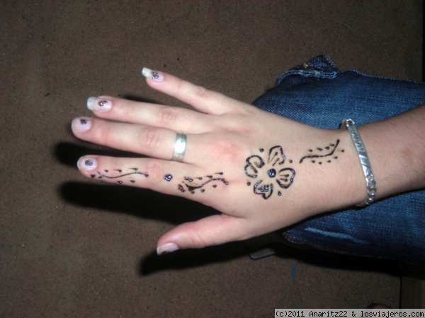 Tatuaje de henna
Tatuaje de henna realizado en un poblado nubio.
