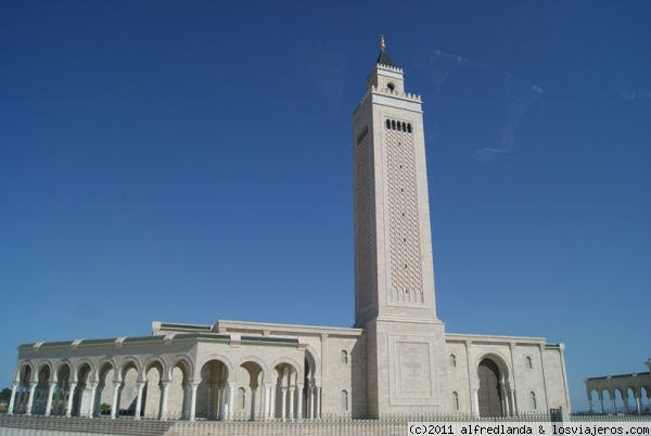 Túnez. Mezquita
Gran mezquita de Tunez, tiene merito porque fue hecha desde el taxi!
