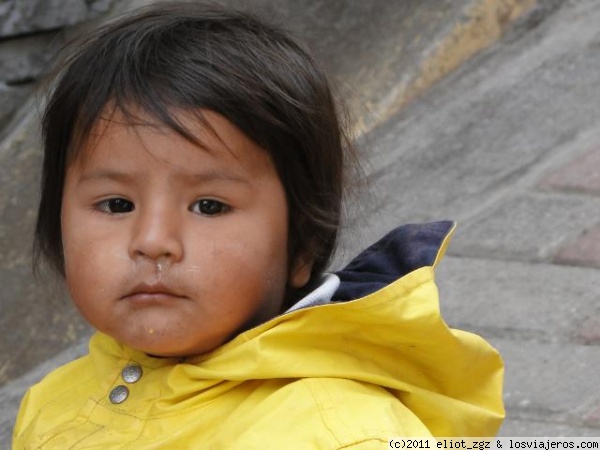pequeñin en Aguas calientes
primer plano
