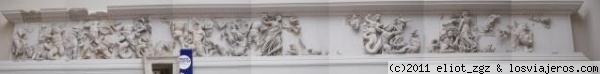 friso derecho completo del altar de Pérgamo
pergammoun museum
