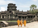 monjes visitando Angkor Wat
Angkor, monjes, visitando, recién, iniciados, templo
