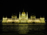 Parlamento Húngaro
Parlamento, Húngaro, Budapest, vista, nocturna, estilo, neogótico, impresiona, más, aún, excelente, iluminación, tienen, edificios
