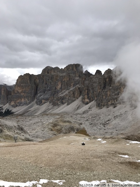 Lagazuoi
Montañas rocosas en el passo di Falzarego
