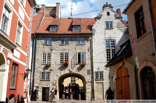 Puerta Sueca. Riga
Marca la entrada a la ciudad vieja, es la única que se conserva de las 8 que daban acceso a la ciudad en la muralla original
