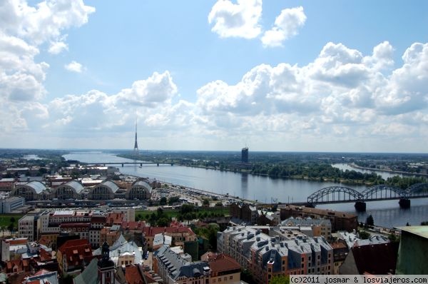 Forum of Letonia: Panorámica de Riga