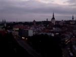 Anocheciendo en Tallin