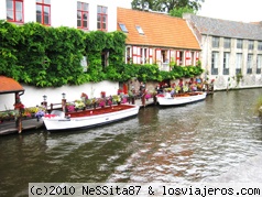 Un canal en Brujas
Este es uno de los muchos canales que hay en Brujas, precioso!
