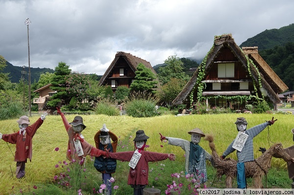 18/09 Bus a TAKAYAMA con parada y visita a SHIRAKAWAGO - JAPÓN 2017 (3)