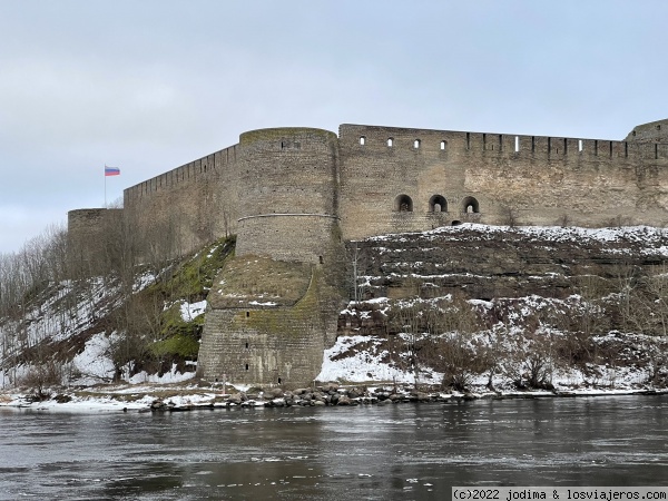 Fortaleza de IVANGOROD (RUSIA)
Primera fortaleza en territorio ruso.
