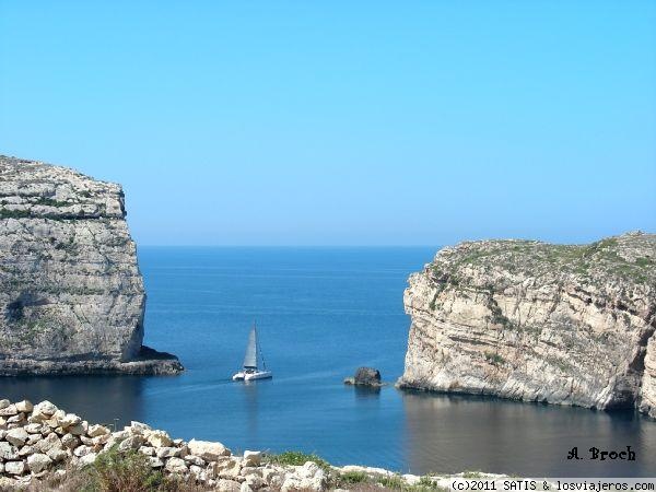 Fungus Rock (Djewra)
Es una formación rocosa su nombre viene porque en ella hay hongos.
Curioso eh??? un pueblo de pescadores con cuatro casas y tantisimas cosas para ver...
