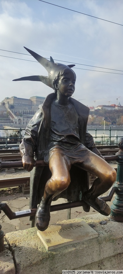 Budapest y el Lago Balaton - Blogs de Hungria - Día 2: Free Tour + Crucero Danubio (3)