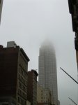 Empire State Building entre nubes
ESB