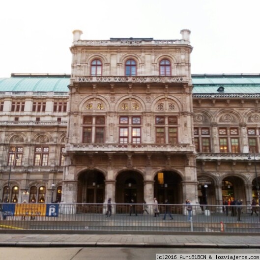 4 días de otoño en Viena - Blogs de Austria - Jueves: llegada y paseo por el centro (2)