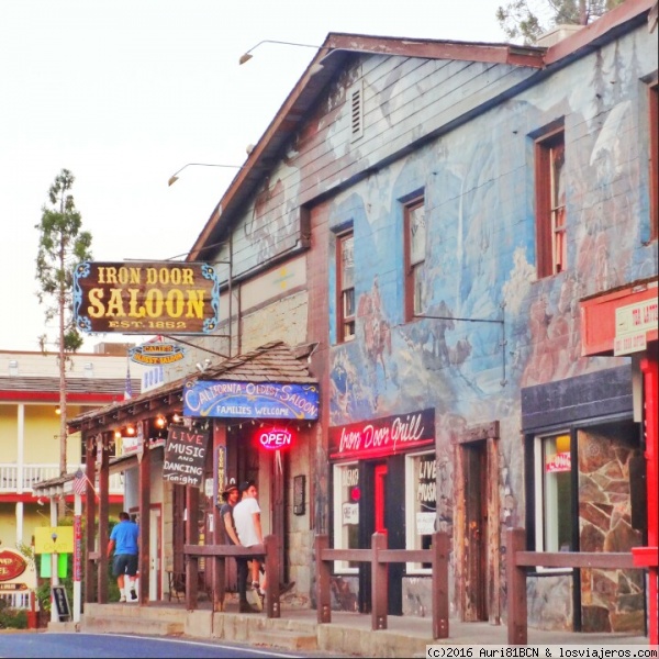 Iron Door Saloon
el saloon más antiguo de California, en Groveland
