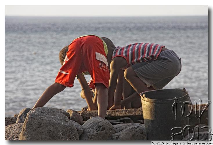 Viajar a  Cabo Verde: Viajes Con Niños - Niños en Tarrafal (Viajes Con Niños)