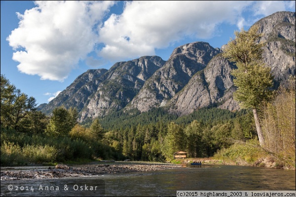 Río Atnarko, Bella Coola Valley - British Columbia (Canadá)
Río Atnarko, Bella Coola Valley - British Columbia (Canadá)
