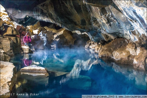 Gruta de lava Grjótagjá
Gruta de lava Grjótagjá
