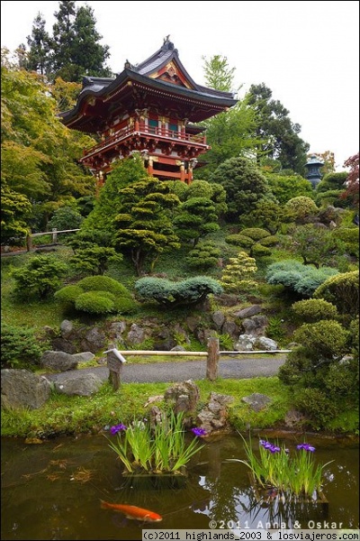 Jardin japones de Te - San Francisco
Una buena manera de empezar el día. Un traquilo paseo por estos jardines llenos de bonsais, pequeños lagos y algunas pagodas.
