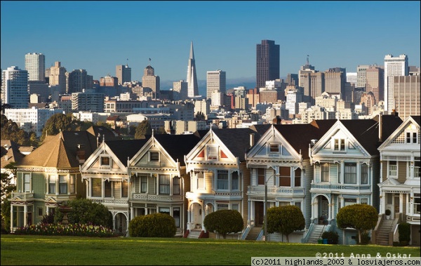 Painted Ladies - San Francisco
Este bonito bloque de casas estilo victoriano situado en Alamo Square, se ha hecho famoso por ser donde se grabó la serie de televisión 