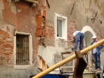 Restaurando la fachada. Venecia