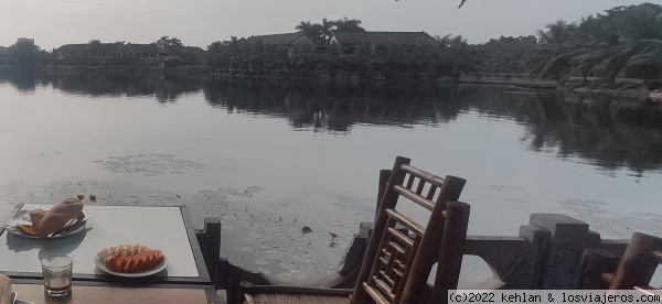 Desayuno con vistas
Desayuno en el lago
