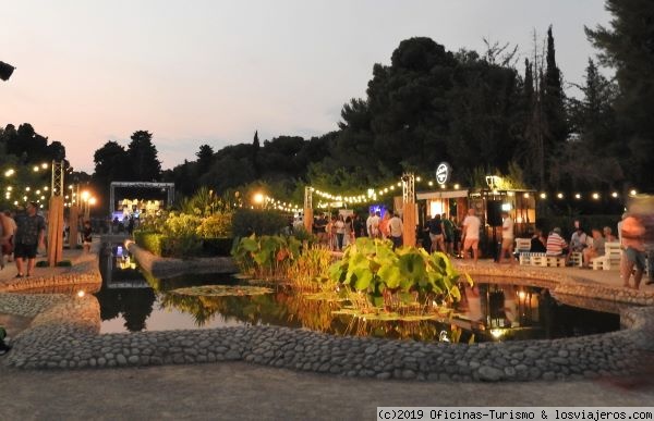 Jardins Terramar de Sitges - Barcelona
Una auténtica ciudad-jardín gestada en 1919 con cierta inspiración versallesca y que este año celebra su centenario. Celebración Festival Jardins Terramar
