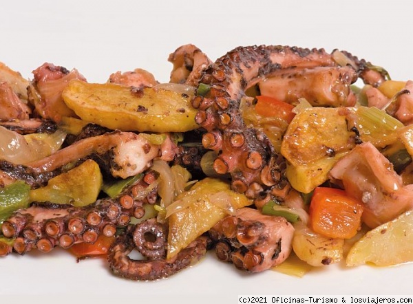 Gastronomía de Formentera - Islas Baleares
Frit de polp (frito de pulpo),
