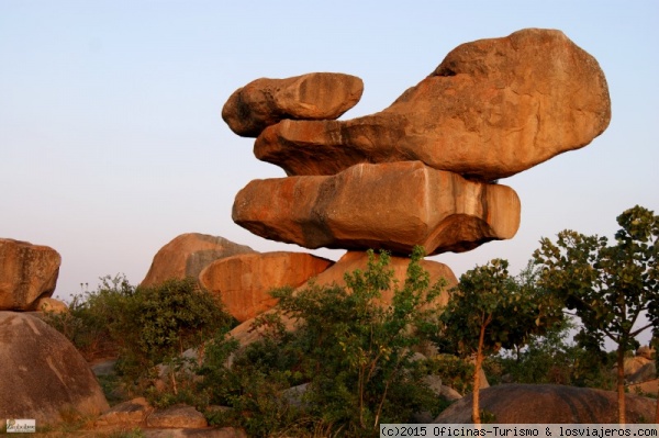 Balancing Rocks - Harare
Las rocas en equilibrio cerca de Harare (Epworth Mission). Foto cedida por la Oficina de Turismo de Zimbabwe.
