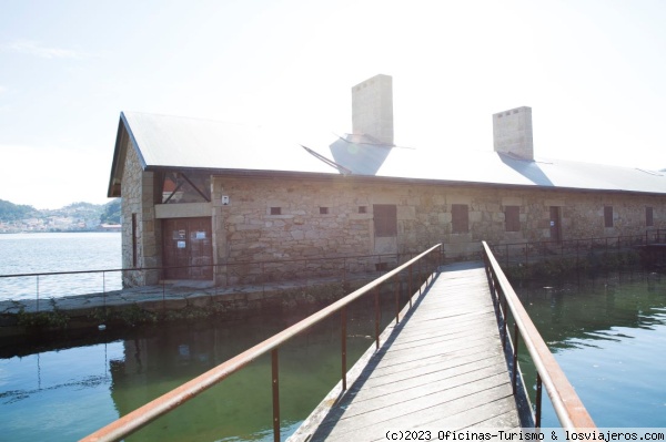 Molino de Mareas Pozo del Cachón, Muros - A Coruña
Hoy en día no cumple su función, es un exponente claro de desarrollo industrial de la Ría de Muros Noia. en la actualidad es un centro cívico y cultural.
