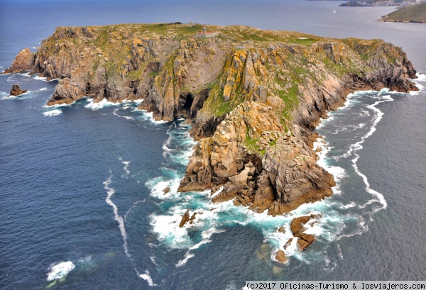 Faro de las Islas Sisargas
Faro en las Islas Sisargas en Malpica de Bergantiños
