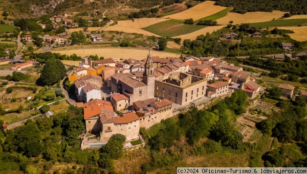 Salinillas de Buradón - Rioja Alavesa
Villa medieval con una bien conservada muralla, del siglo XIII y casco histórico.
Salinillas de Buradón - Rioja Alavesa
Villa medieval con una bien conservada muralla, del siglo XIII y casco histórico.