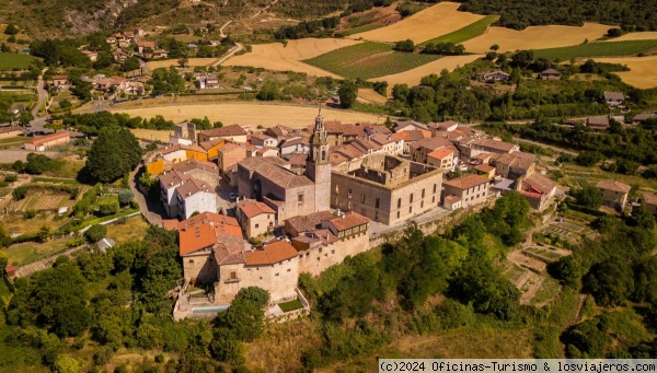 Salinillas de Buradón - Rioja Alavesa
Villa medieval con una bien conservada muralla, del siglo XIII y casco histórico.
