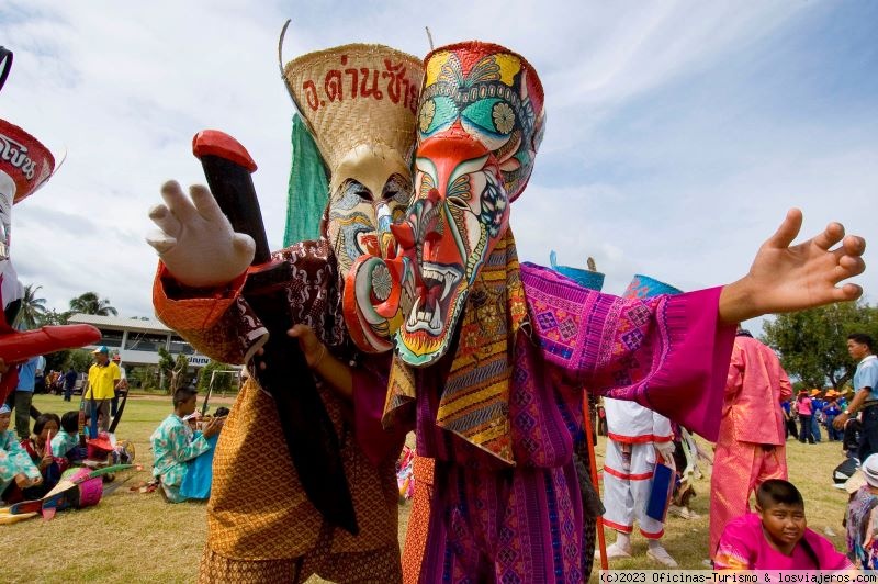 Tailandia: Bun Luang y Phi Ta Khon, el Festival de los Fantasmas
