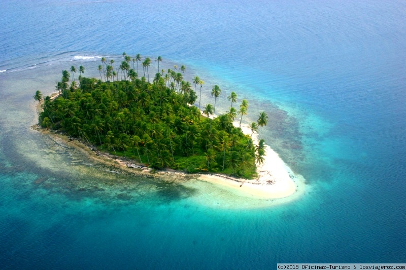 Viajar a  Panama: Isla Contadora - Vista aérea de una isla de la costa de Panamá (Isla Contadora)