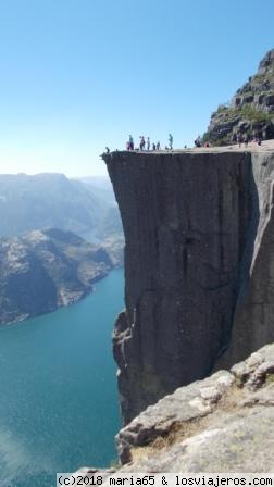 NORUEGA  EN TRANSPORTE PUBLICO: CIUDADES, FIORDOS Y ATRACCIONES - Blogs de Noruega - Preikestolen o Pulpit Rock (5)