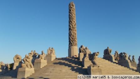 Vigelandsparken
Monolito del parque Vigeland
