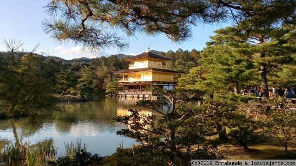 Templo Dorado Kioto
Vista del Pabellón Dorado en Kioto.
