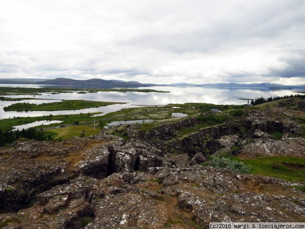 Þingvallavatn y la falla Almannagjá
Þingvallavatn y la falla Almannagjá
