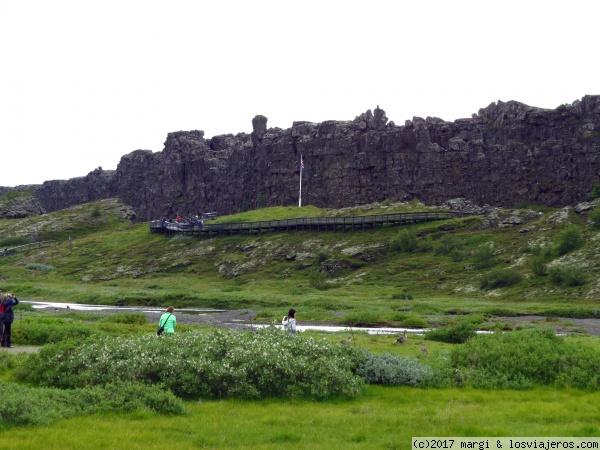 Lögber en Þingvellir
Lögber o piedra de la ley, lugar del que los oradores del parlamento islandés hablaron desde el año 930
