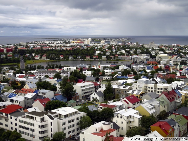 Reikiavik desde Hallgrímskirkja
Vistas de la ciudad desde la torre de Hallgrímskirkja, con 75 metros de altura
