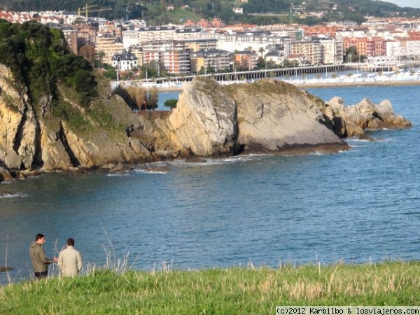 Costa de Cantabria
Castro Urdiales, es un pueblo costero cántabro a escasos 30 km de Bilbao, perfecto para una escapada!
